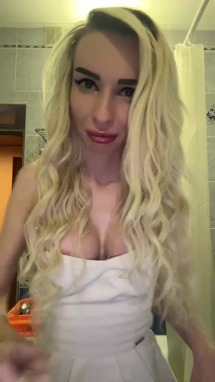 View or download file goldpussy69 on 2023-01-06 from bongacams