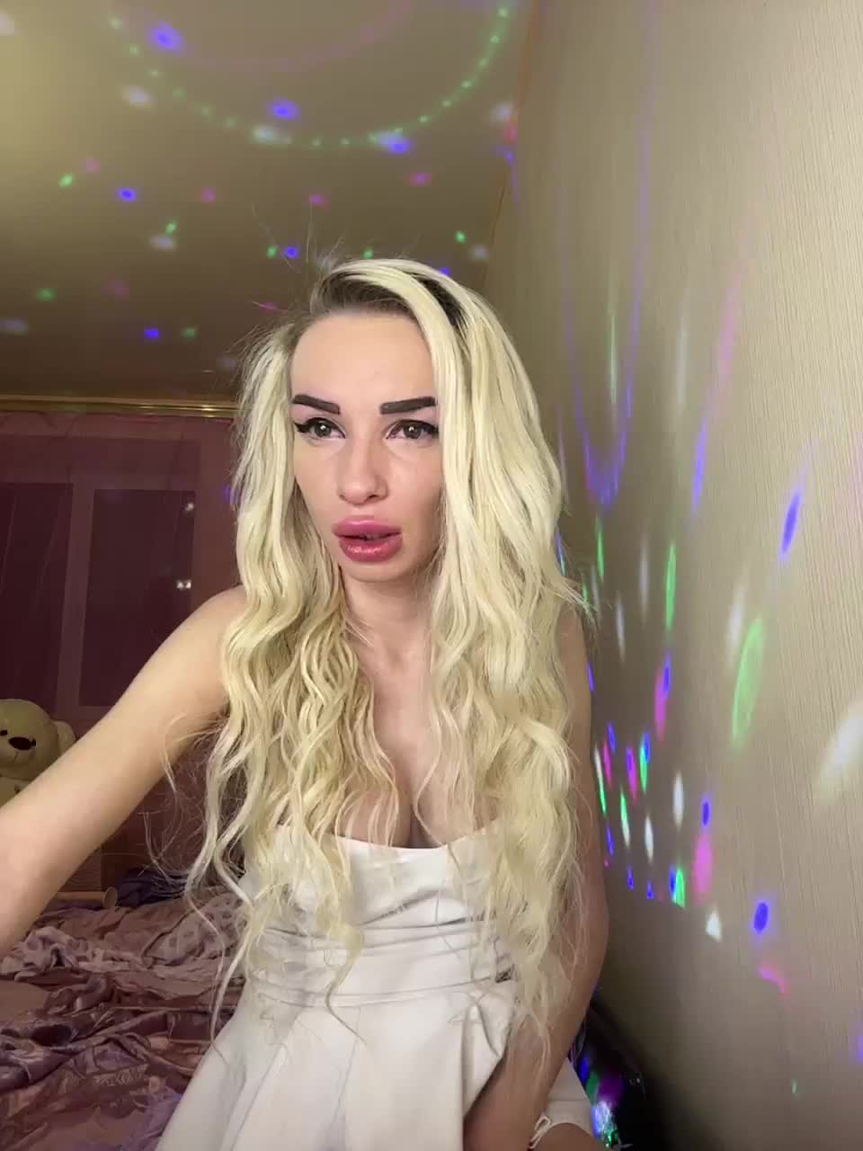 View or download file goldpussy69 on 2023-01-06 from bongacams