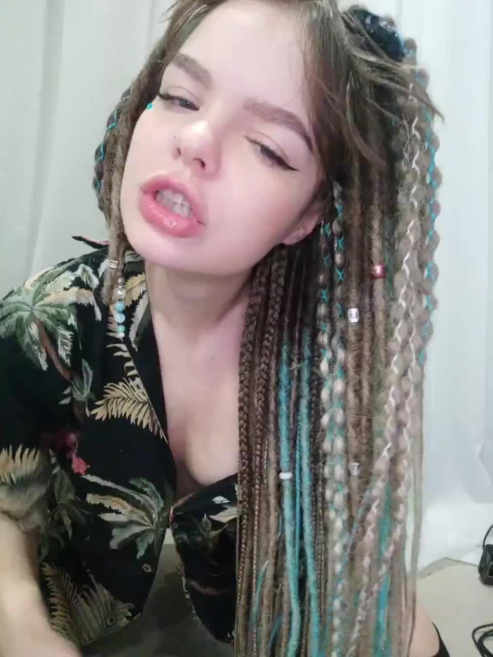 View or download file diprincess on 2023-01-07 from bongacams