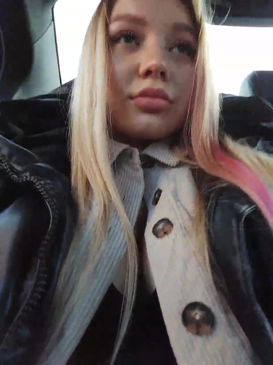 View or download file isabellast on 2023-01-07 from bongacams