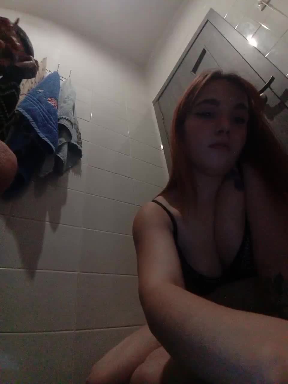 View or download file mollie_rose on 2023-01-07 from bongacams