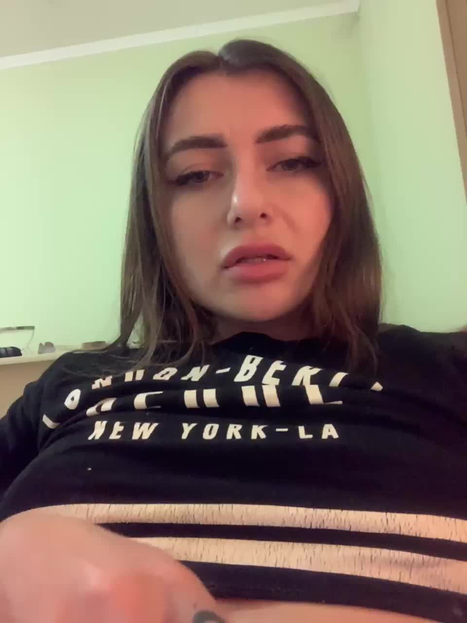 View or download file monikalevi on 2023-01-07 from bongacams