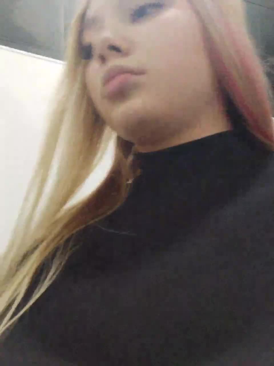 View or download file isabellast on 2023-01-08 from bongacams