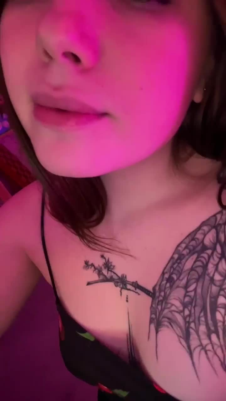 View or download file villanelle on 2023-01-08 from bongacams