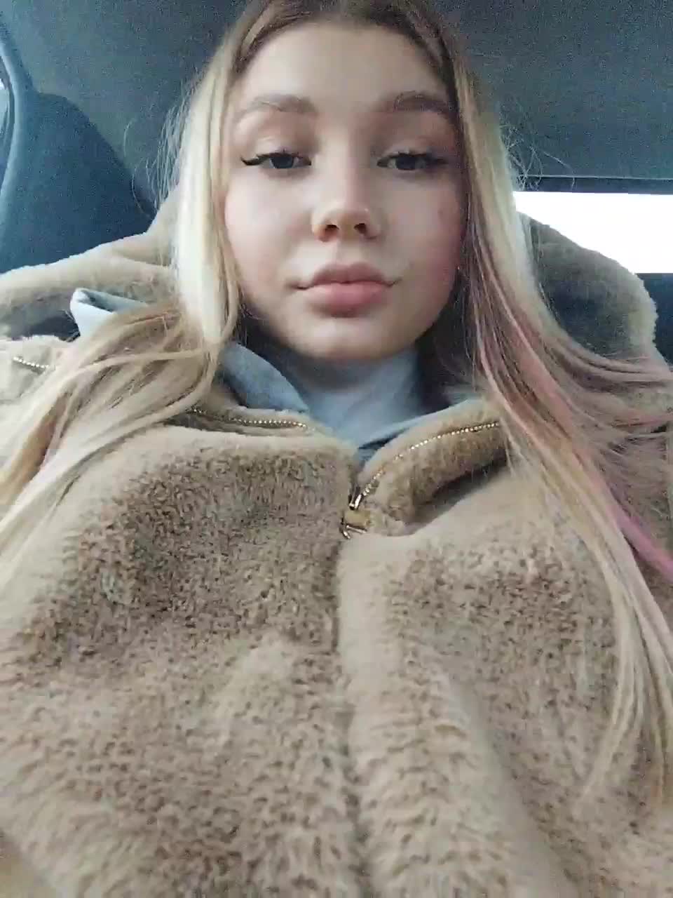 View or download file isabellast on 2023-01-09 from bongacams