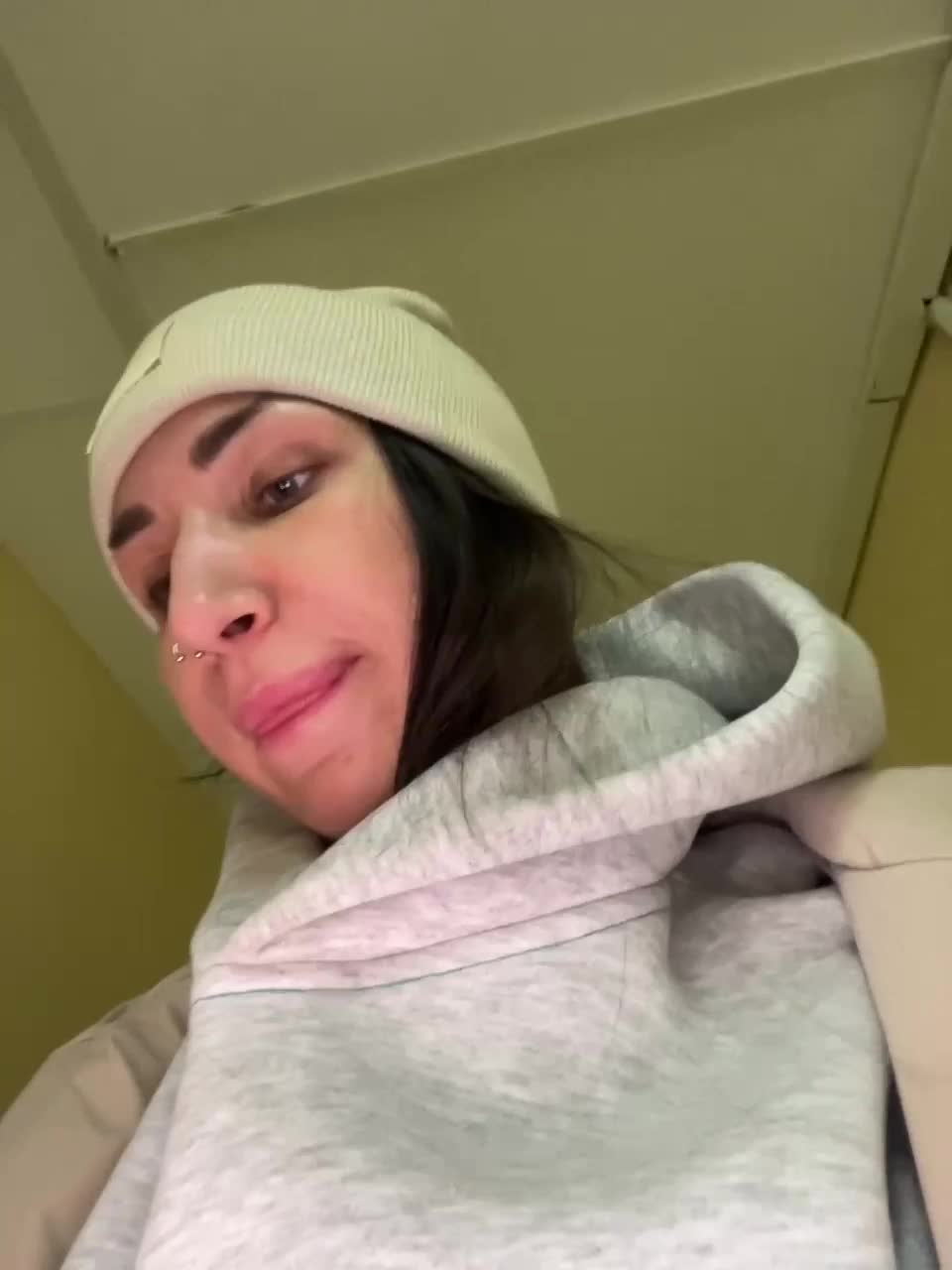 View or download file _ann_ on 2023-01-10 from bongacams