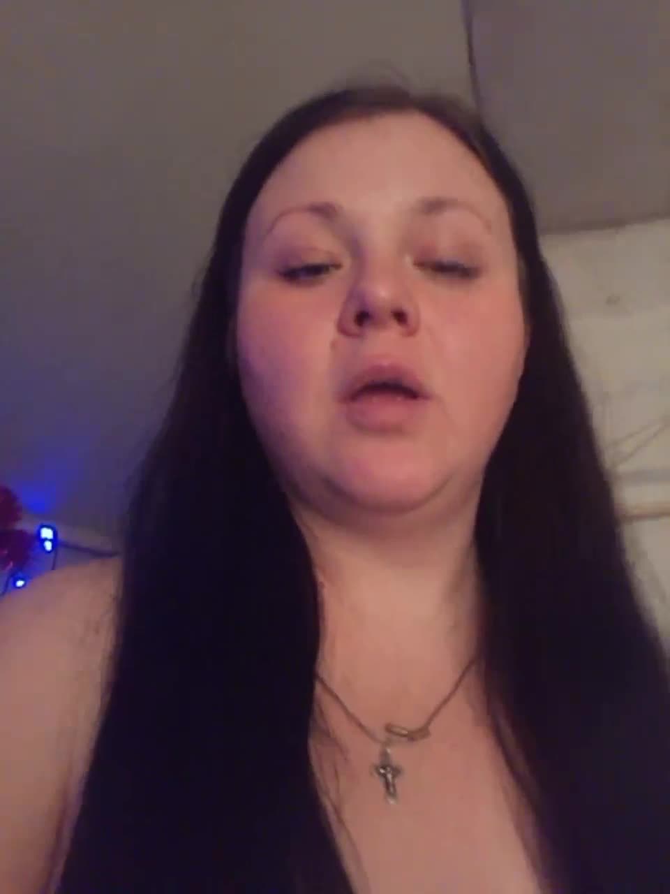 View or download file boomba1985 on 2023-01-10 from bongacams