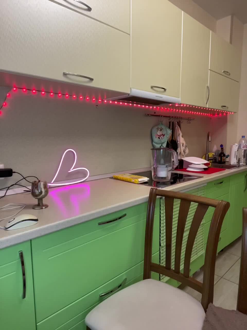 View or download file juicylana on 2023-01-10 from bongacams