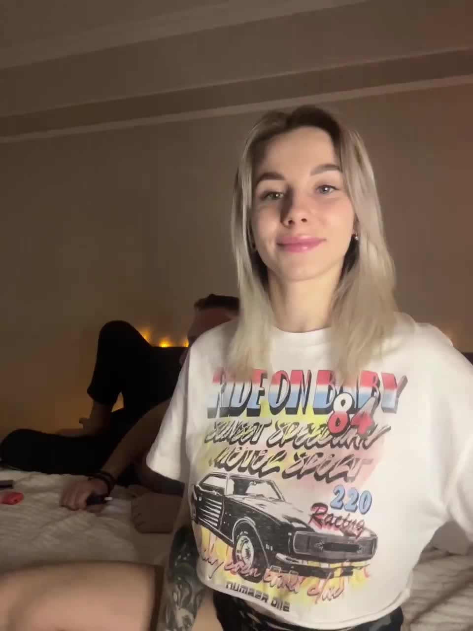 View or download file vik1one1 on 2023-01-10 from bongacams