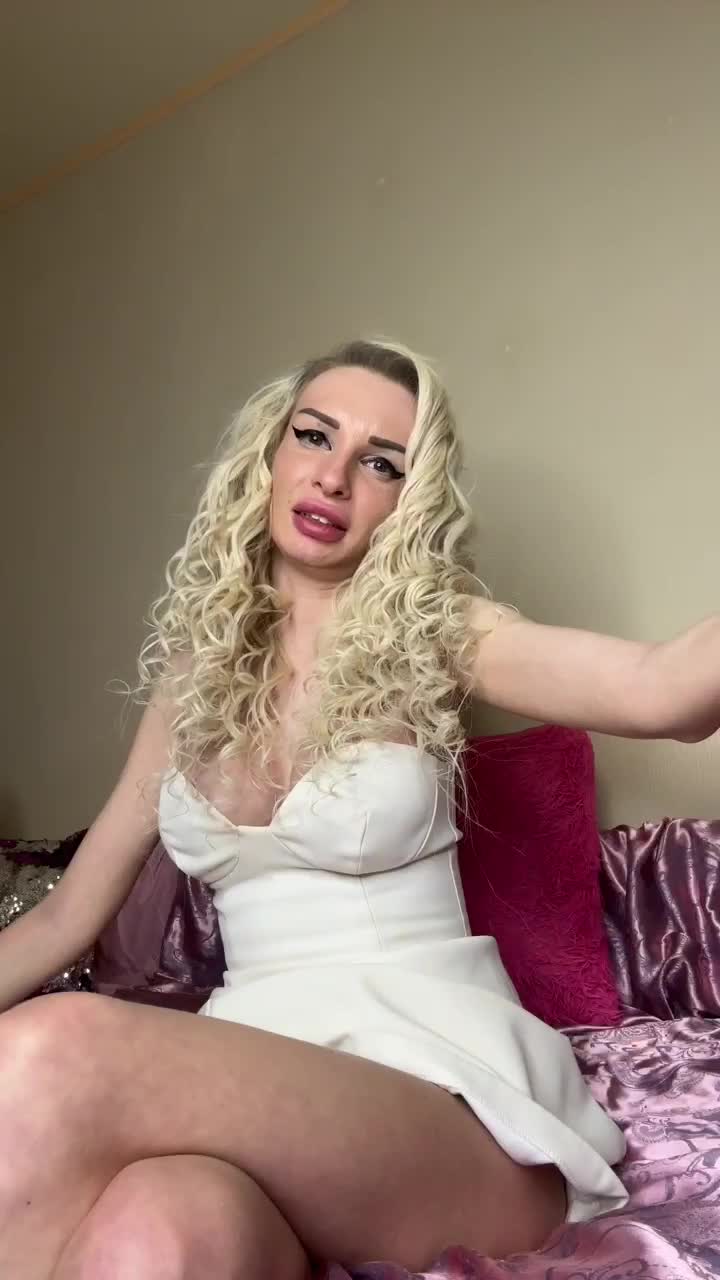 View or download file goldpussy69 on 2023-01-12 from bongacams