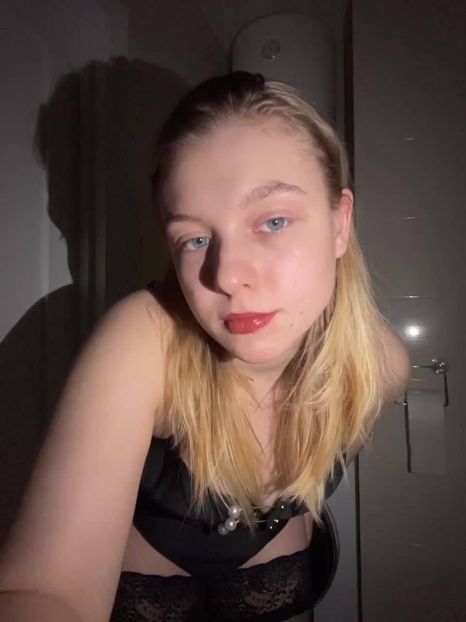 View or download file jucielussie on 2023-01-12 from bongacams