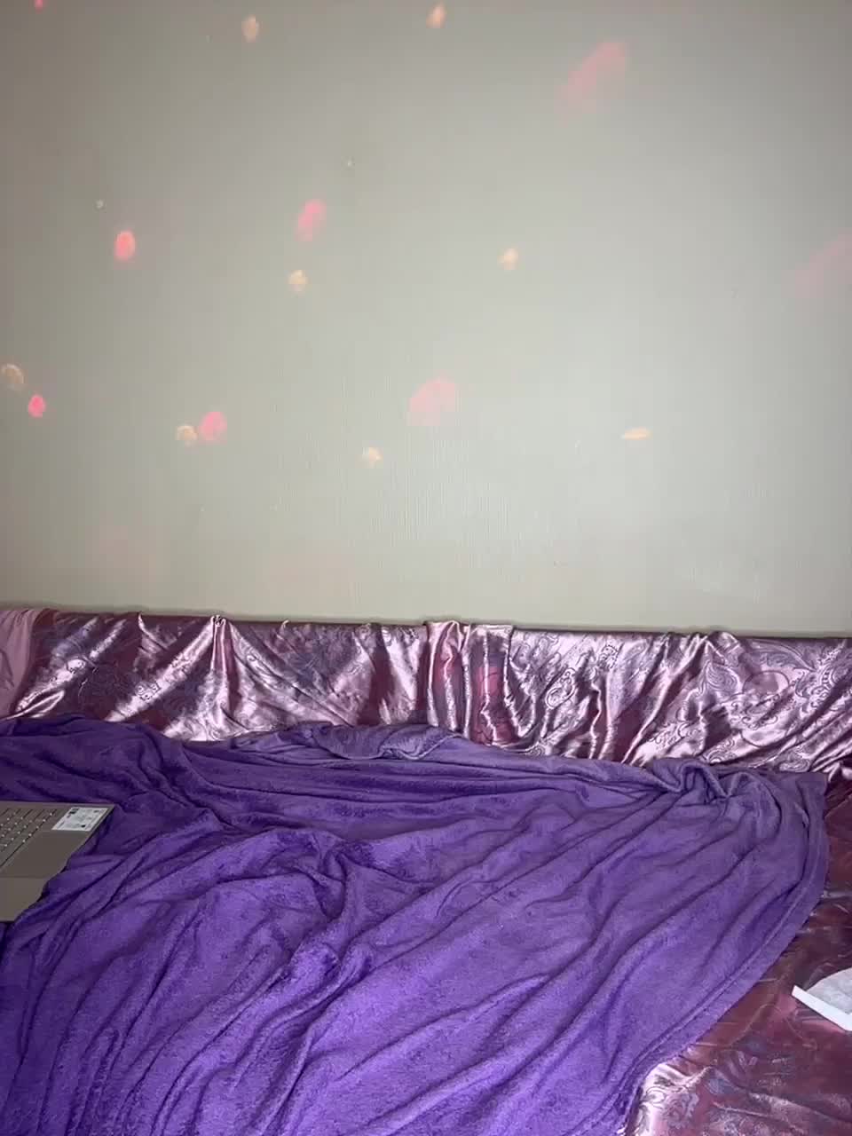 View or download file goldpussy69 on 2023-01-13 from bongacams