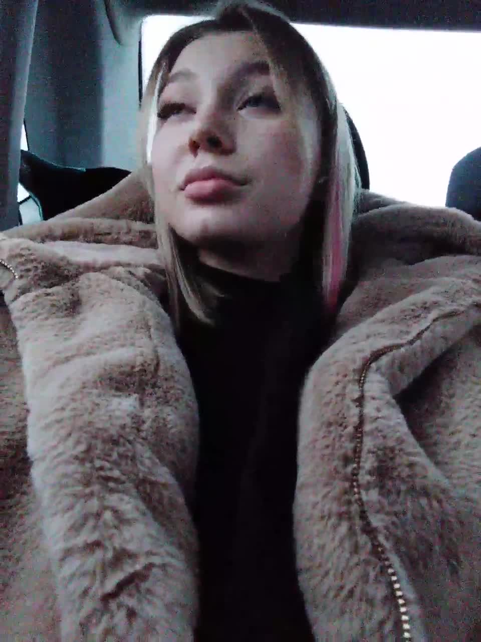 View or download file isabellast on 2023-01-13 from bongacams