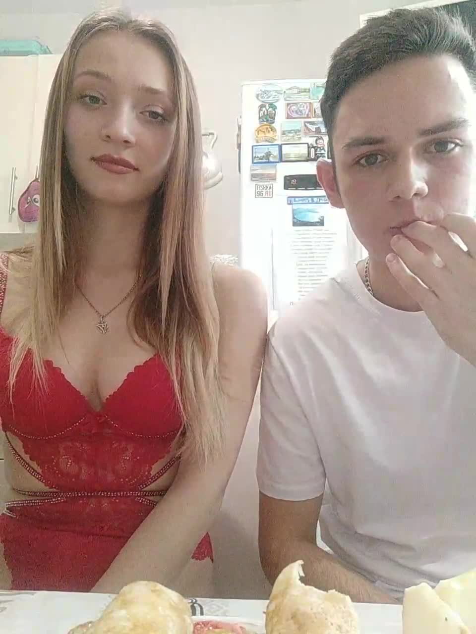 View or download file pingvinchik3 on 2023-01-14 from bongacams