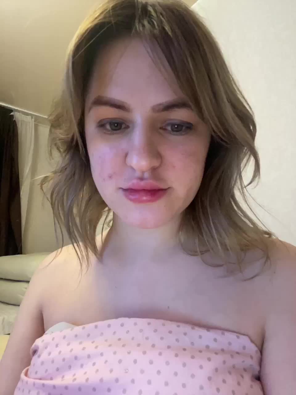 View or download file banana_peach on 2023-01-16 from bongacams