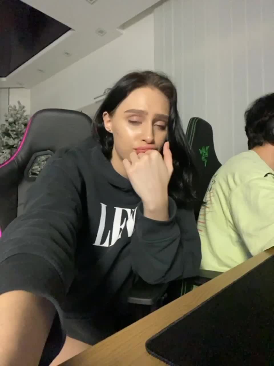 View or download file partynextnext on 2023-01-16 from bongacams