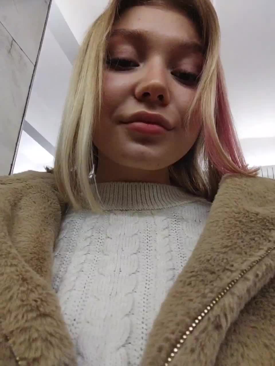 View or download file isabellast on 2023-01-18 from bongacams