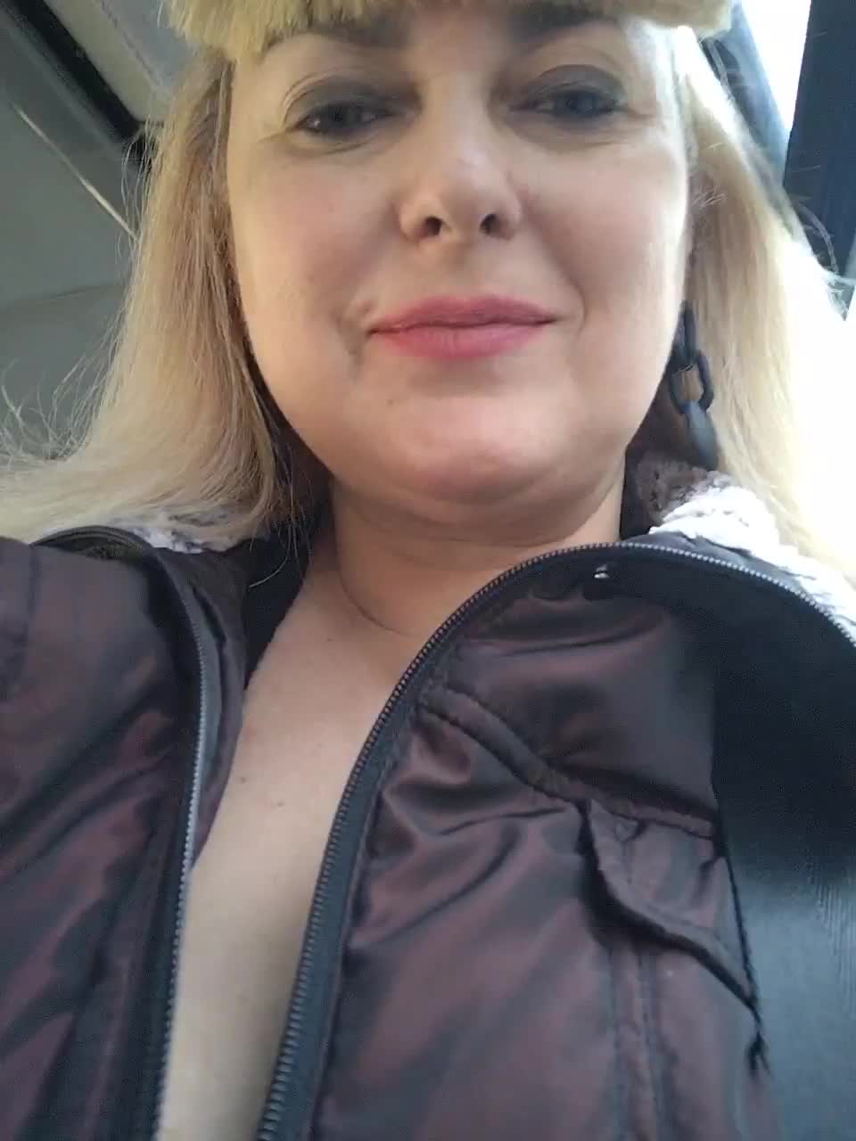 View or download file janna37 on 2023-01-18 from bongacams