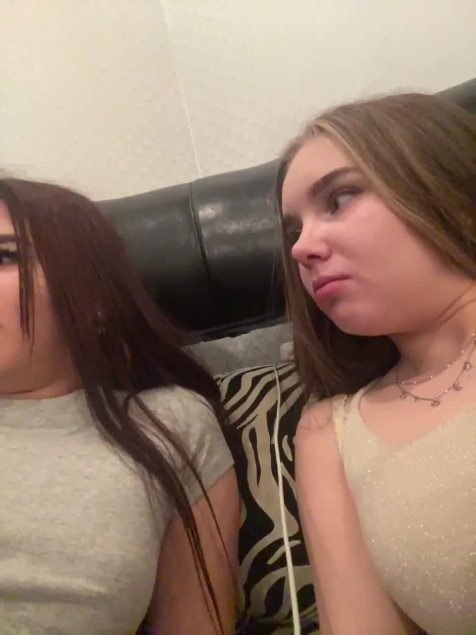 View or download file sweetchics on 2023-01-18 from bongacams