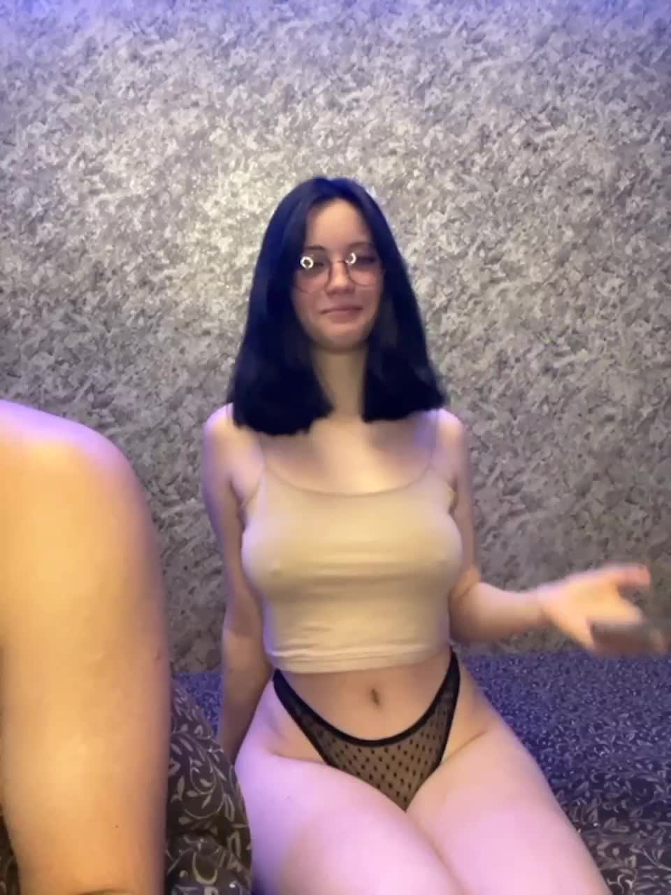 View or download file asunayri on 2023-01-19 from bongacams