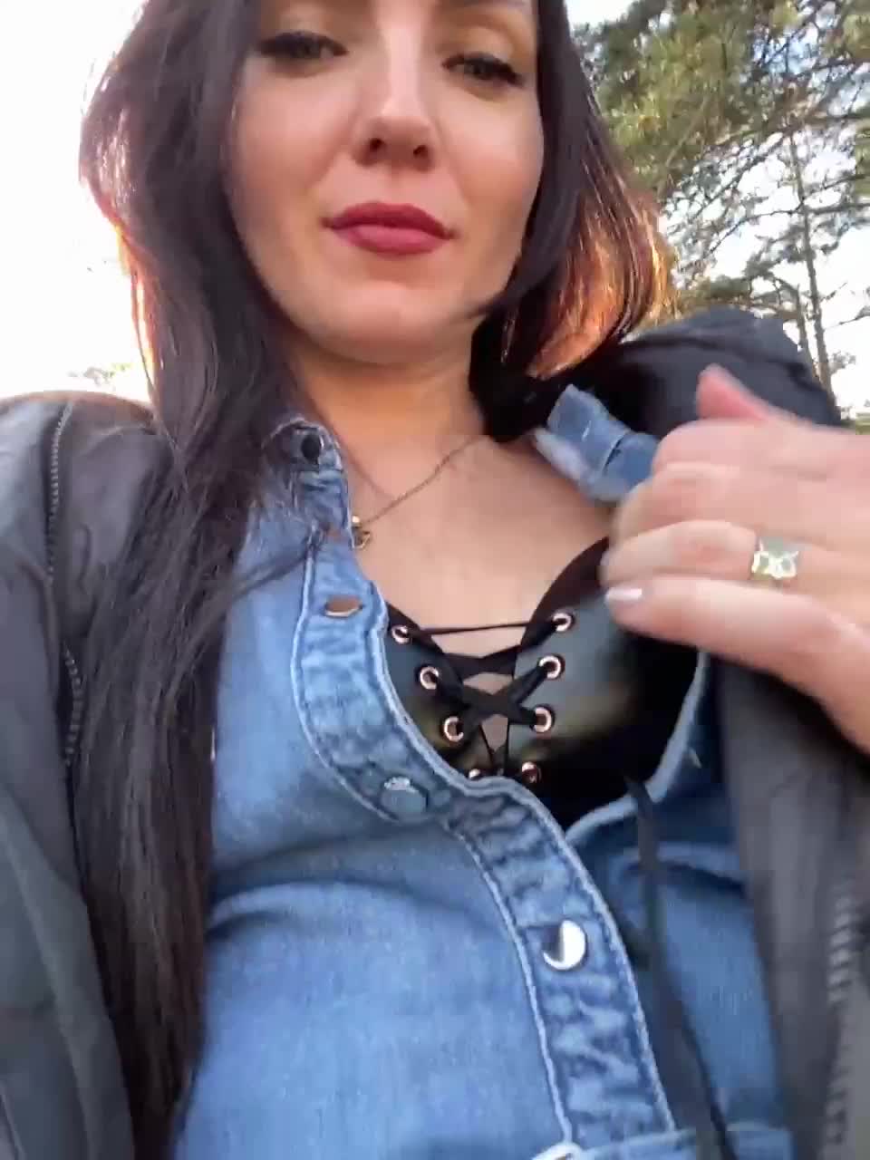 View or download file divora on 2023-01-19 from bongacams