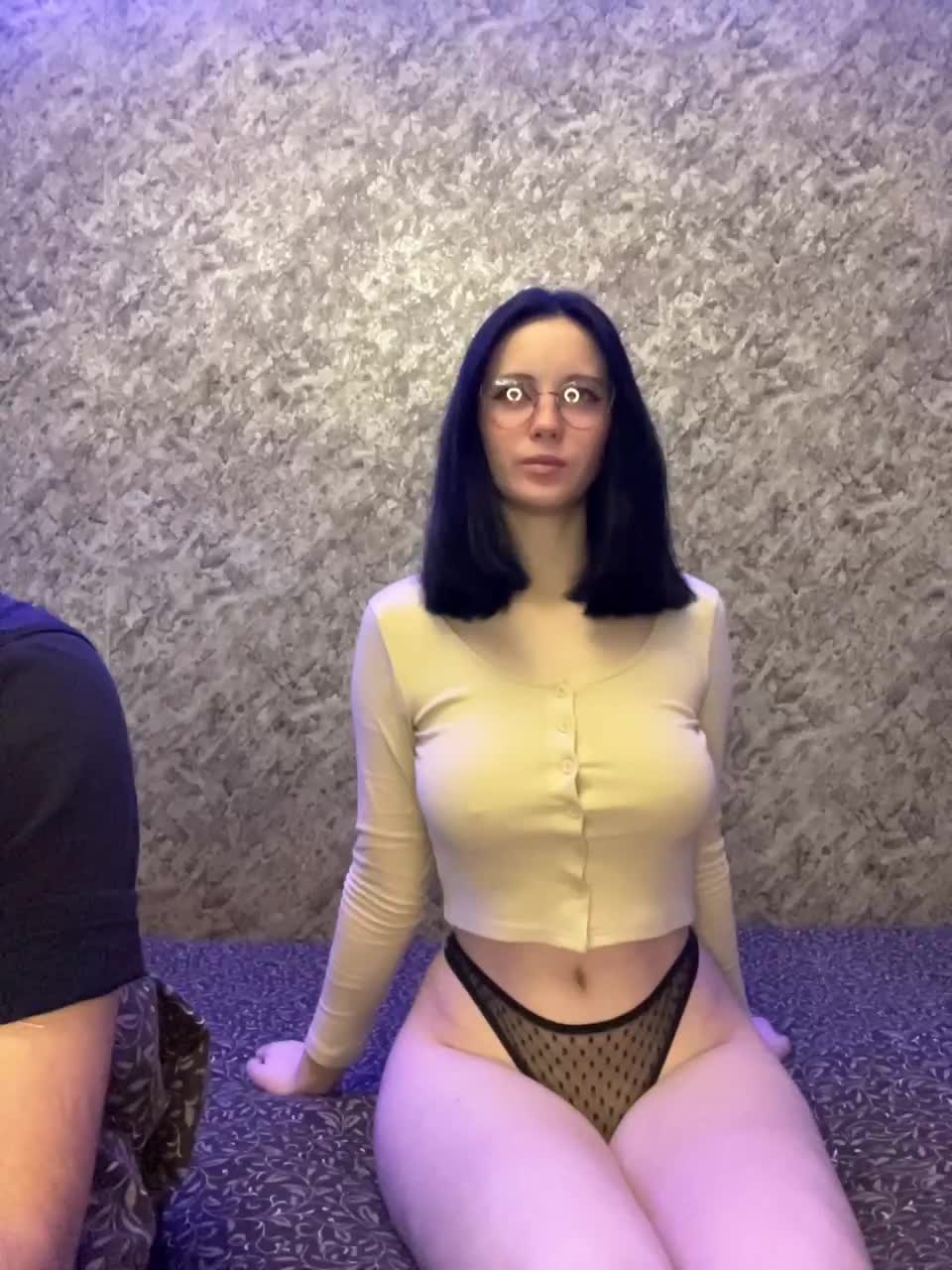 View or download file asunayri on 2023-01-20 from bongacams