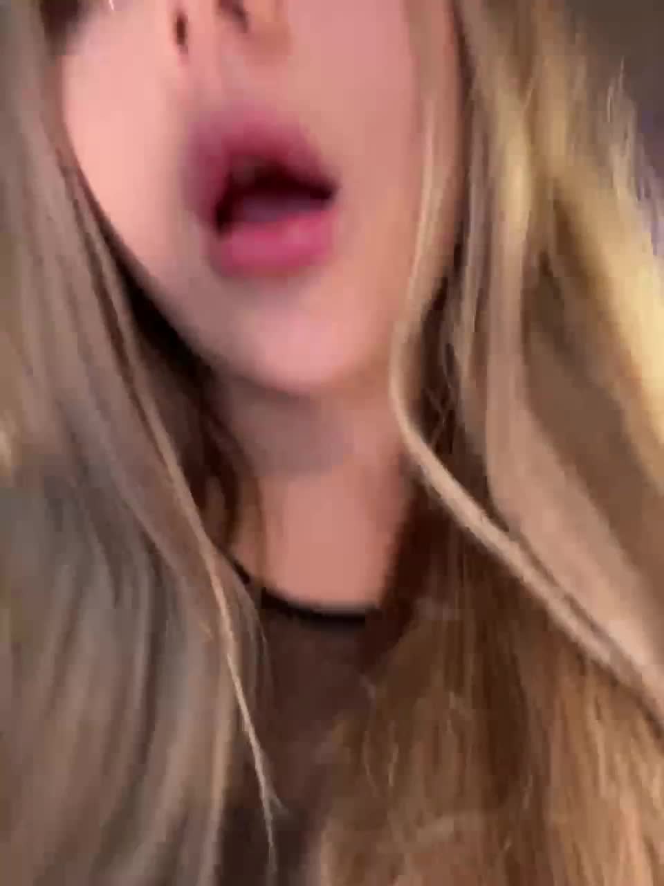 View or download file bloomjuliette on 2023-01-20 from bongacams