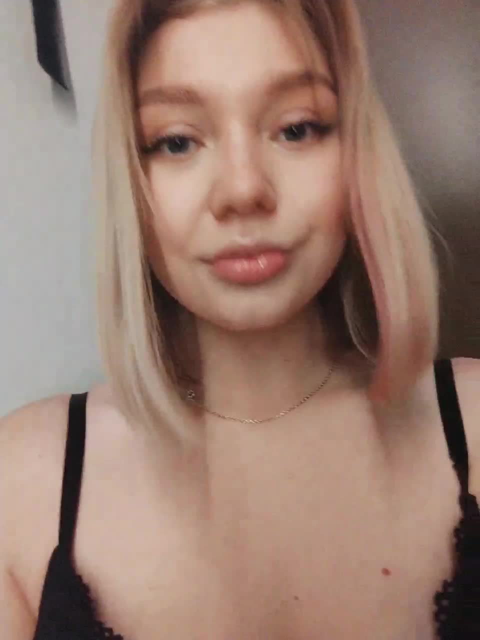 View or download file isabellast on 2023-01-20 from bongacams