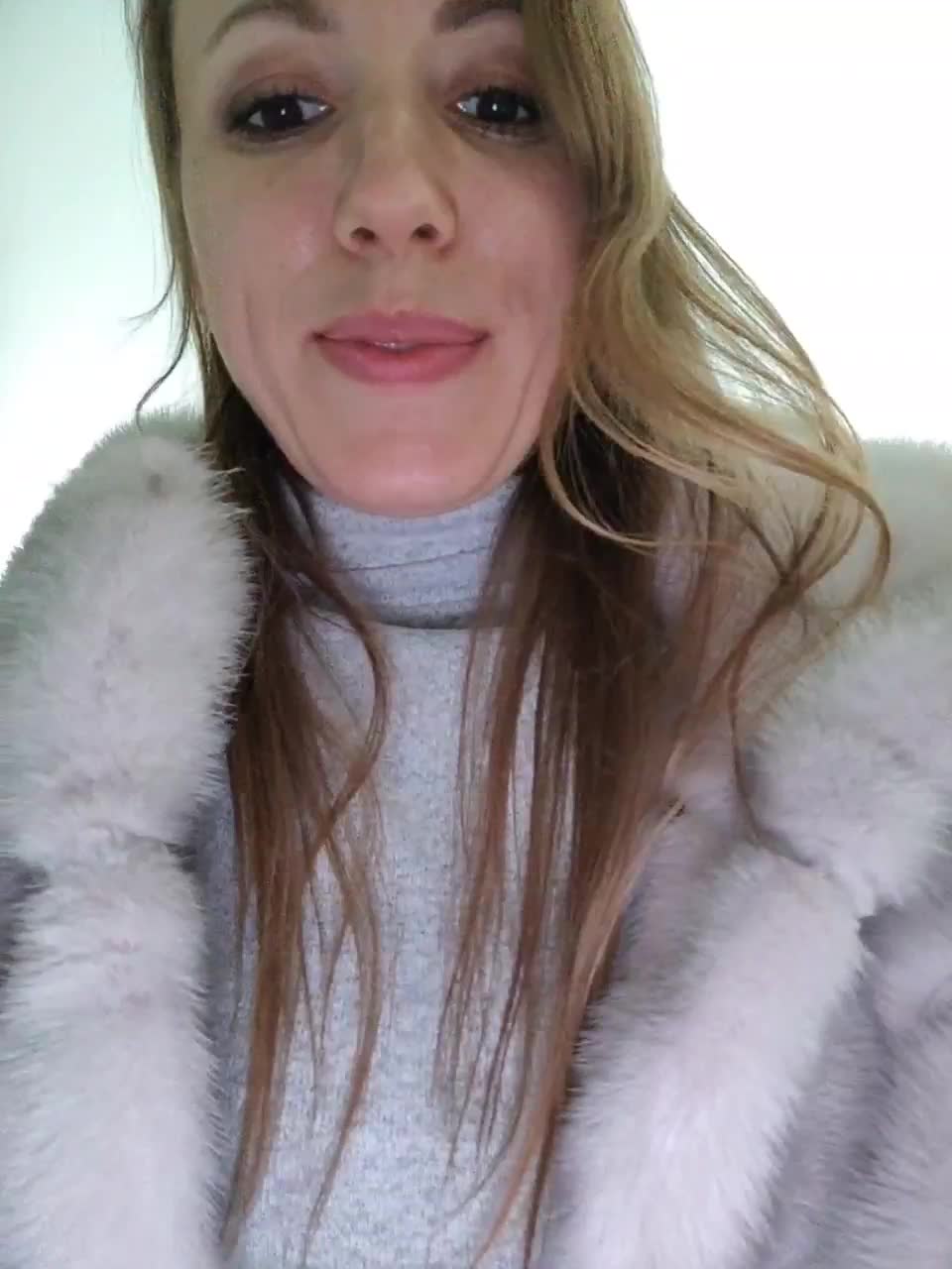 View or download file m_a_r_t_a on 2023-01-20 from bongacams