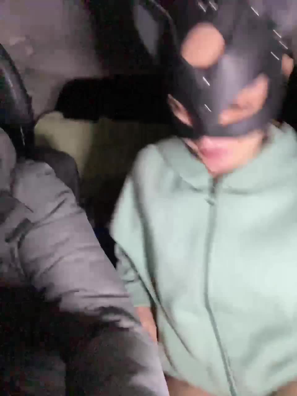 View or download file tchlen1 on 2023-01-20 from bongacams