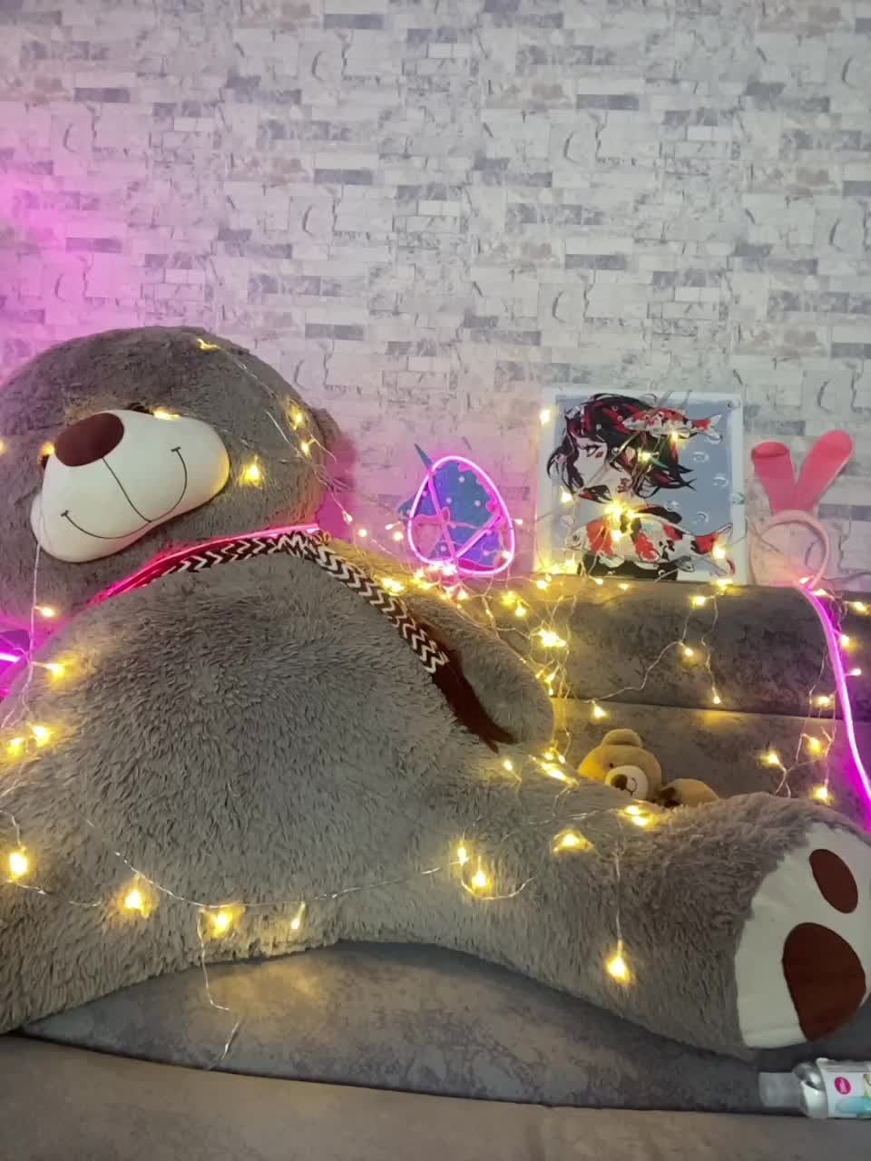 View or download file lianarun on 2023-01-22 from bongacams