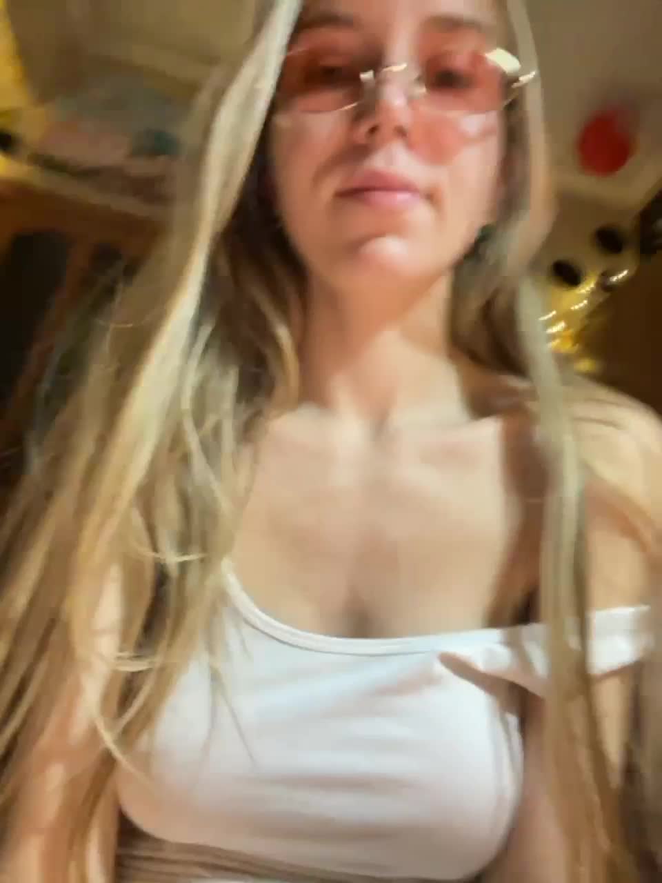 View or download file kika_co on 2023-01-23 from bongacams