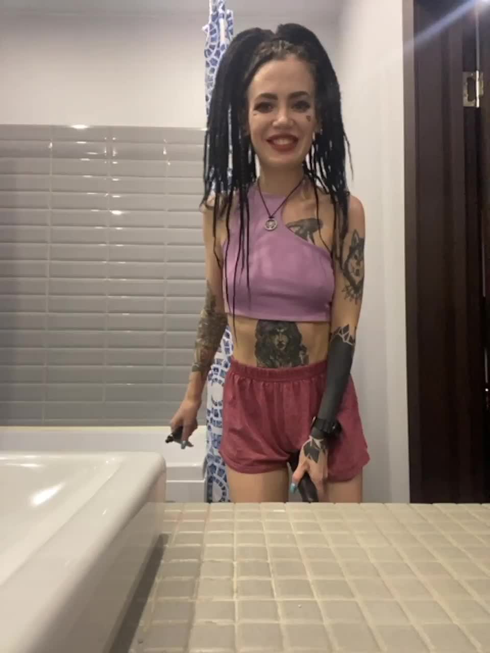 View or download file realalicebim on 2023-01-25 from bongacams