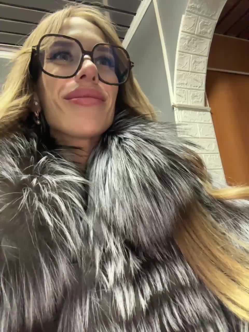 View or download file blondinochkaa on 2023-01-29 from bongacams