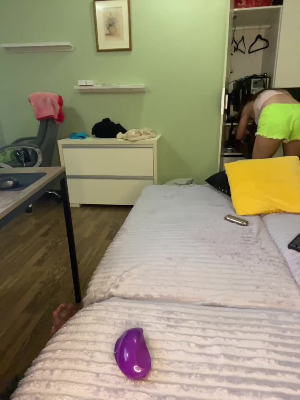 View or download file gloria_g on 2023-01-29 from bongacams