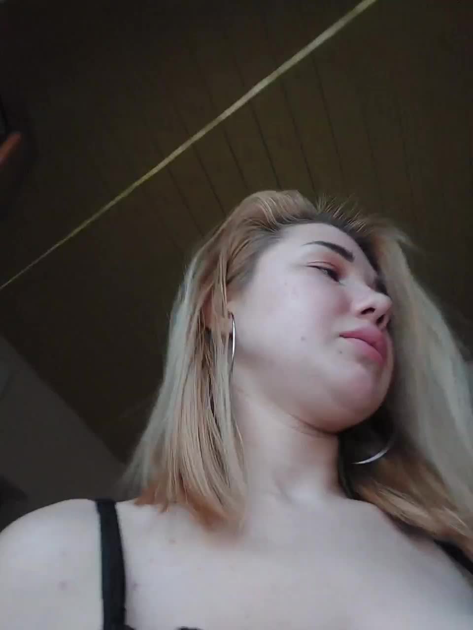 View or download file hayzenmodel on 2023-01-29 from bongacams