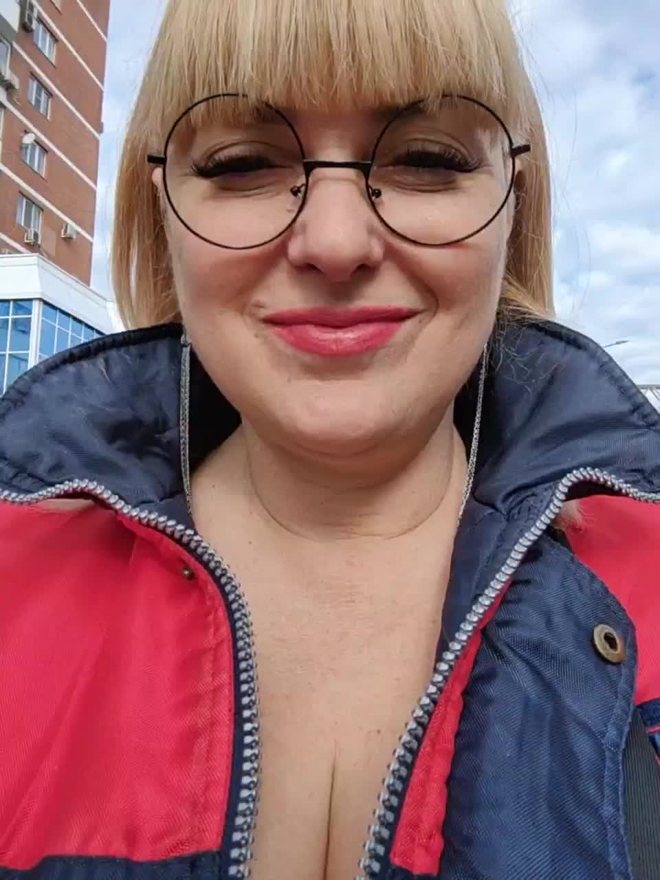 View or download file janna37 on 2023-01-29 from bongacams