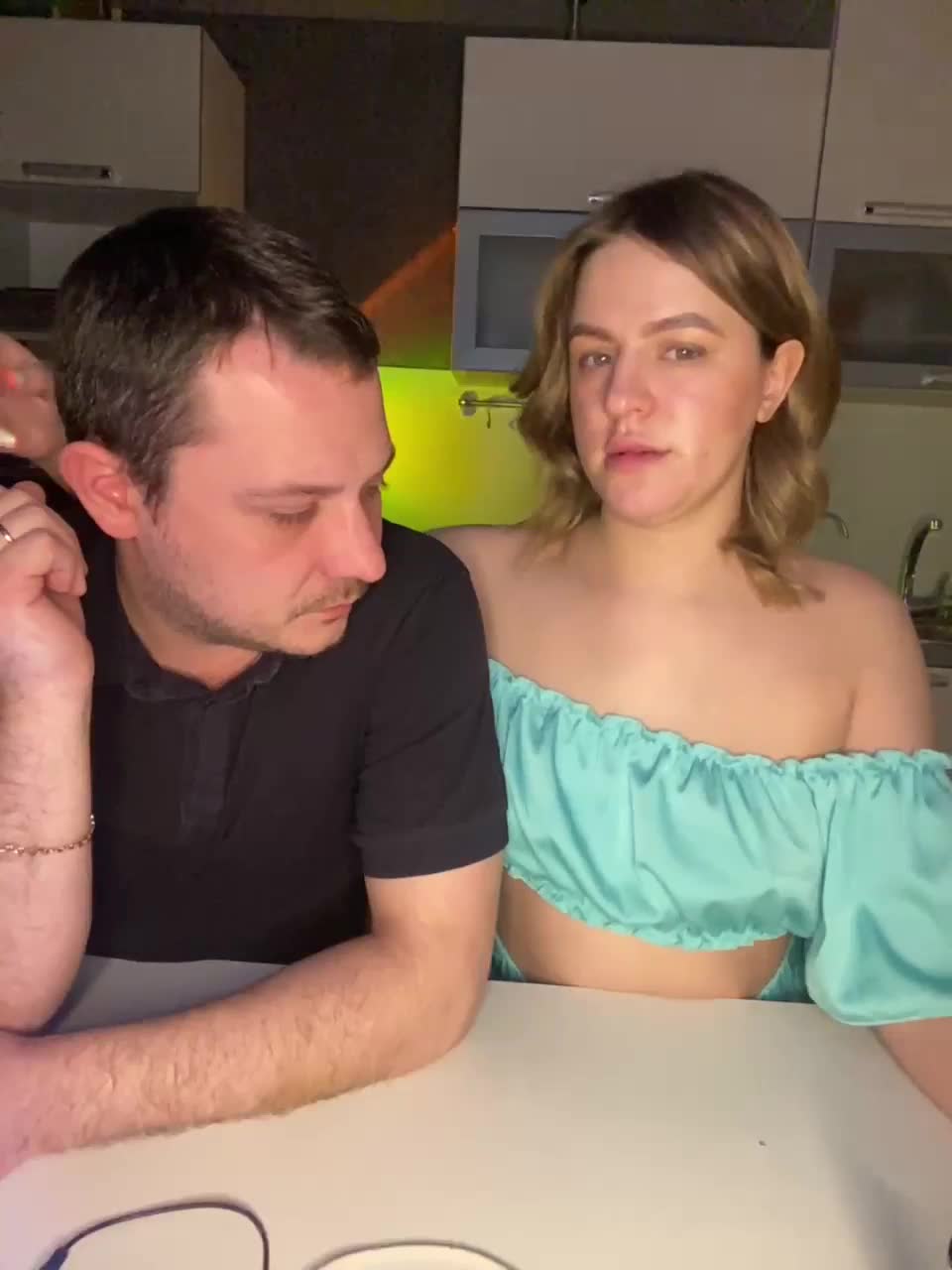 View or download file banana_peach on 2023-01-30 from bongacams