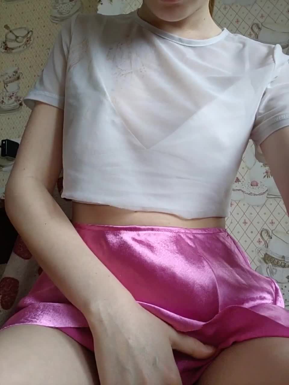 View or download file hollyahrose on 2023-01-30 from bongacams