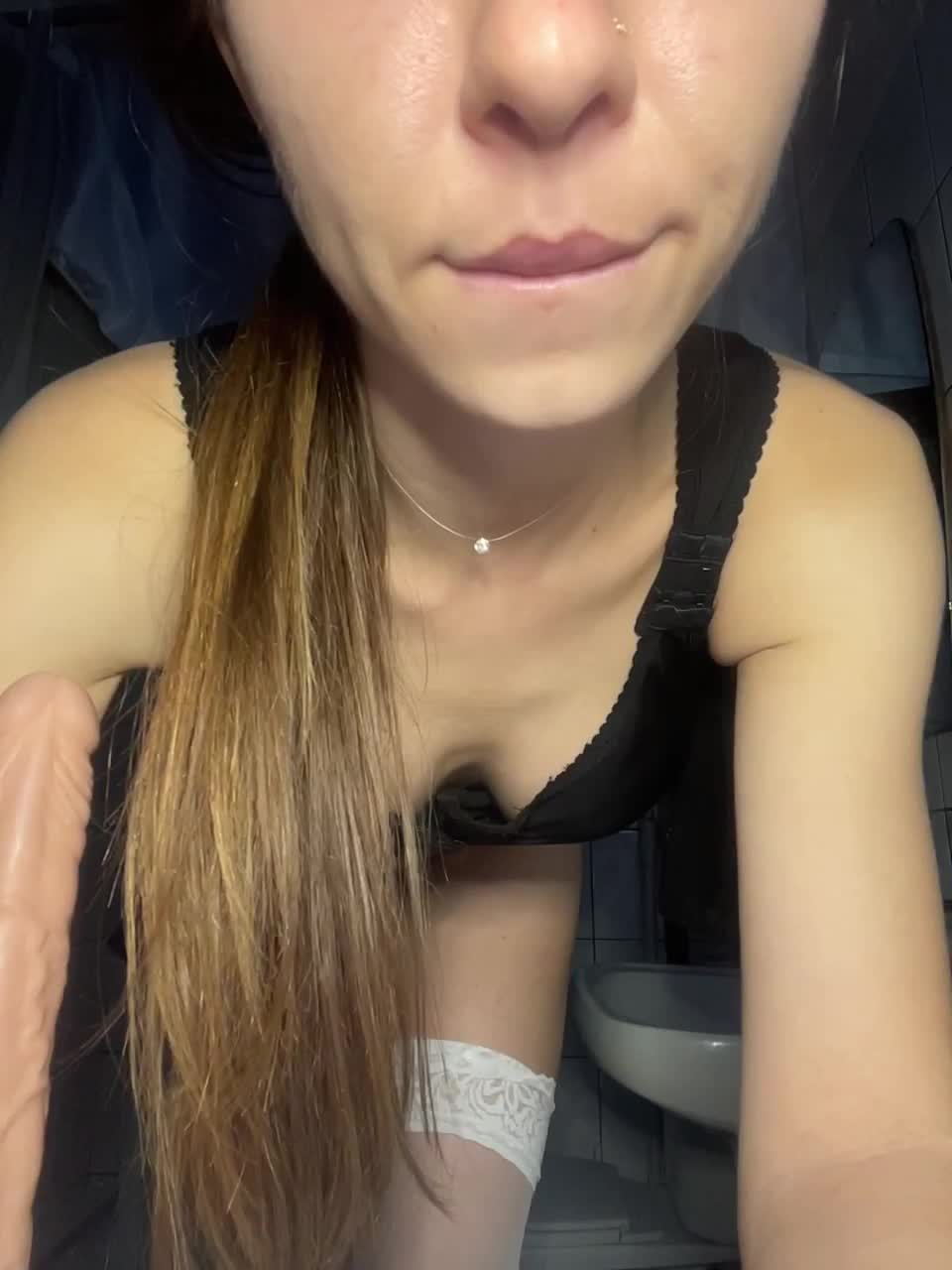 View or download file monikayyy on 2023-01-30 from bongacams