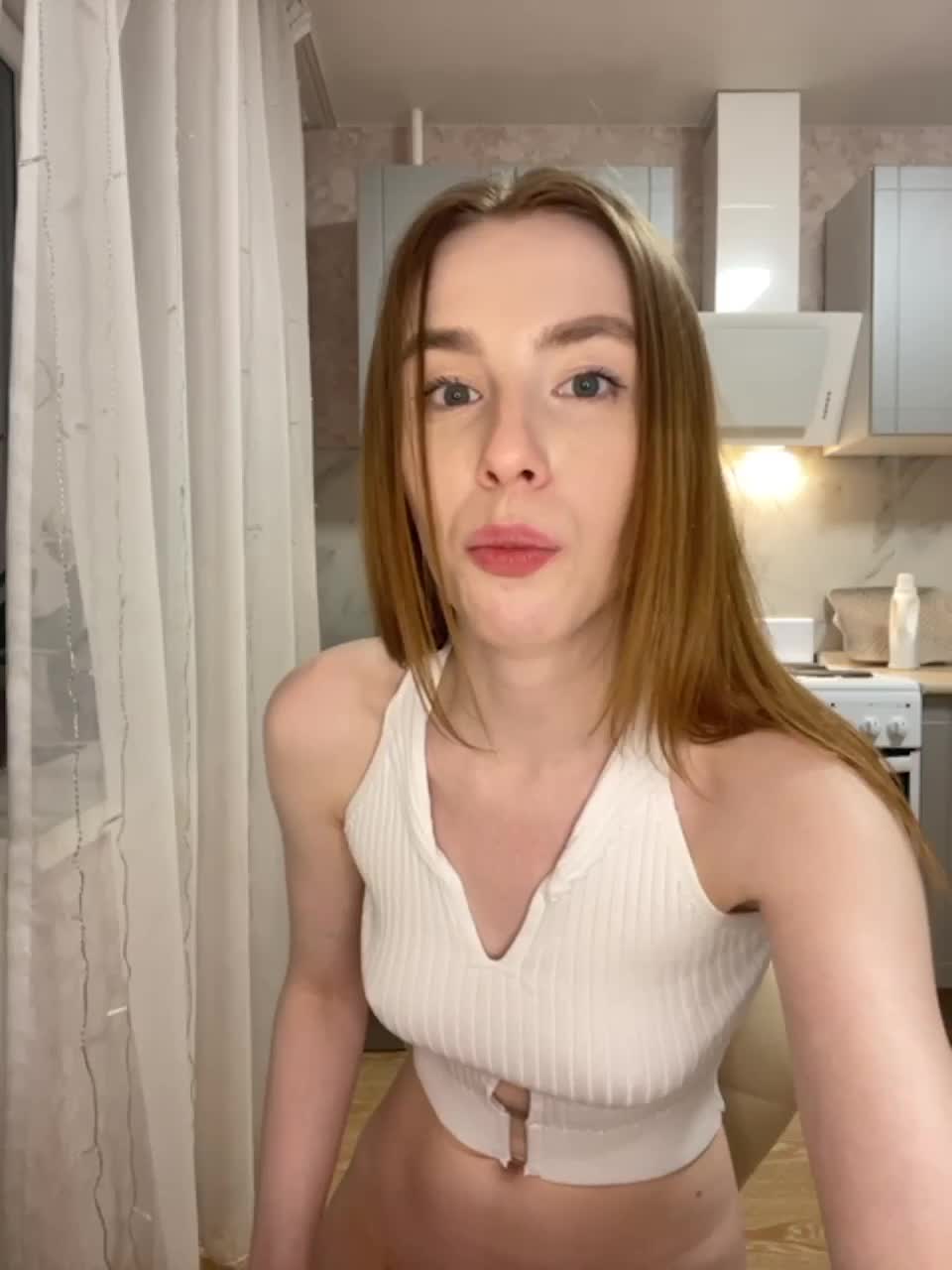 View or download file vikusik22a on 2023-01-30 from bongacams