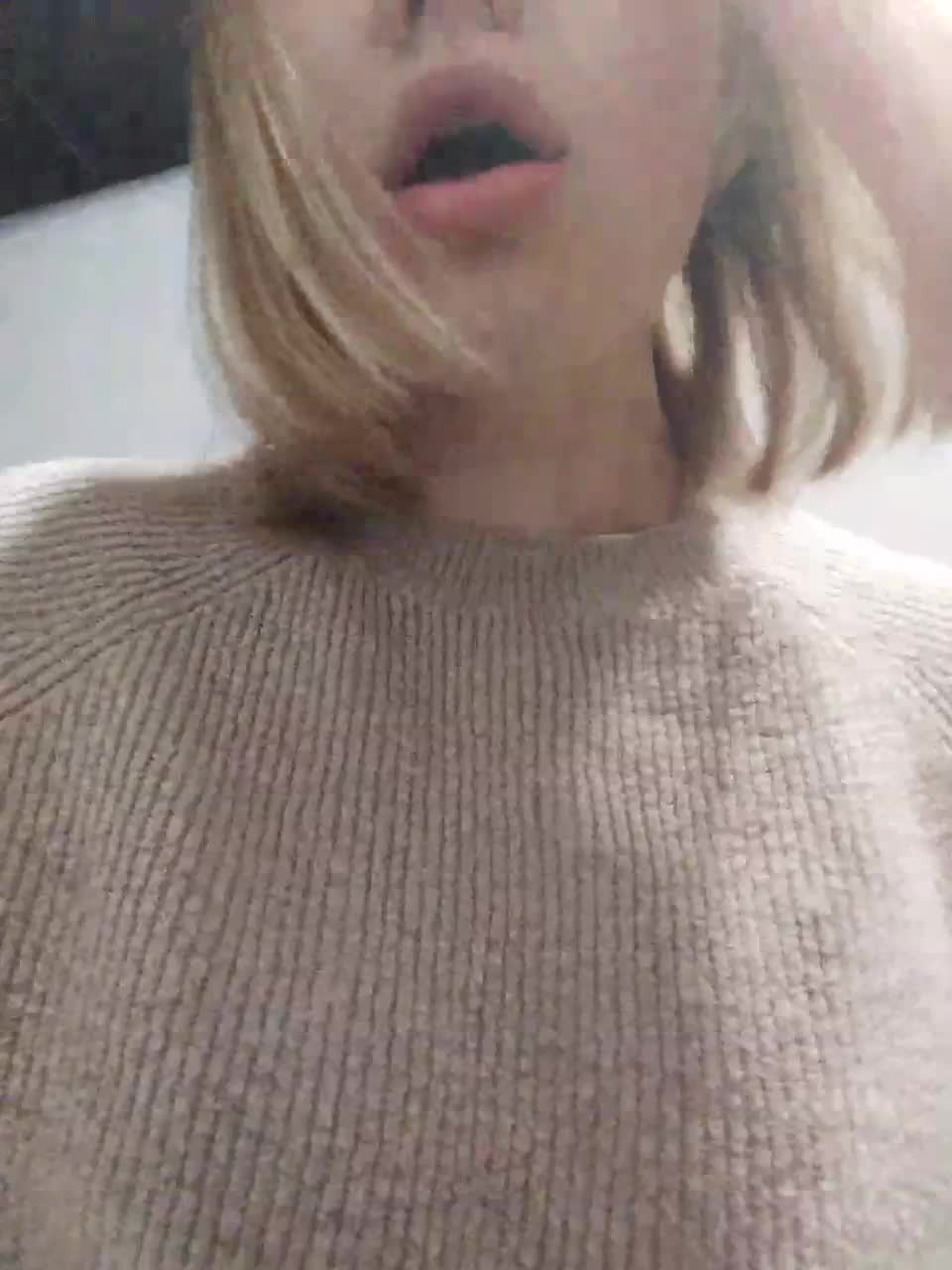 View or download file isabellast on 2023-02-01 from bongacams