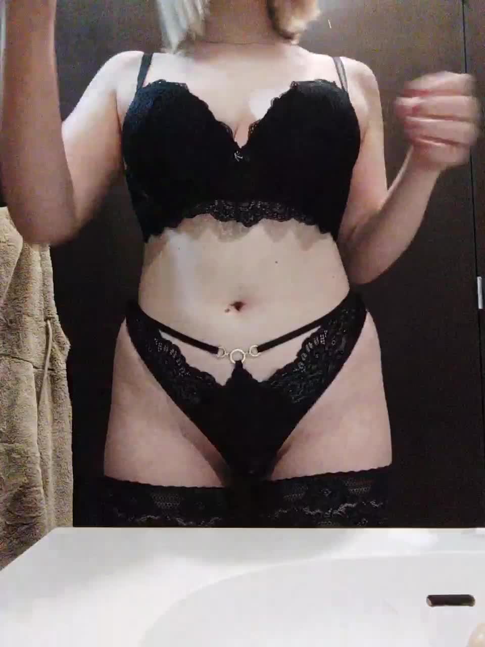 View or download file isabellast on 2023-02-02 from bongacams