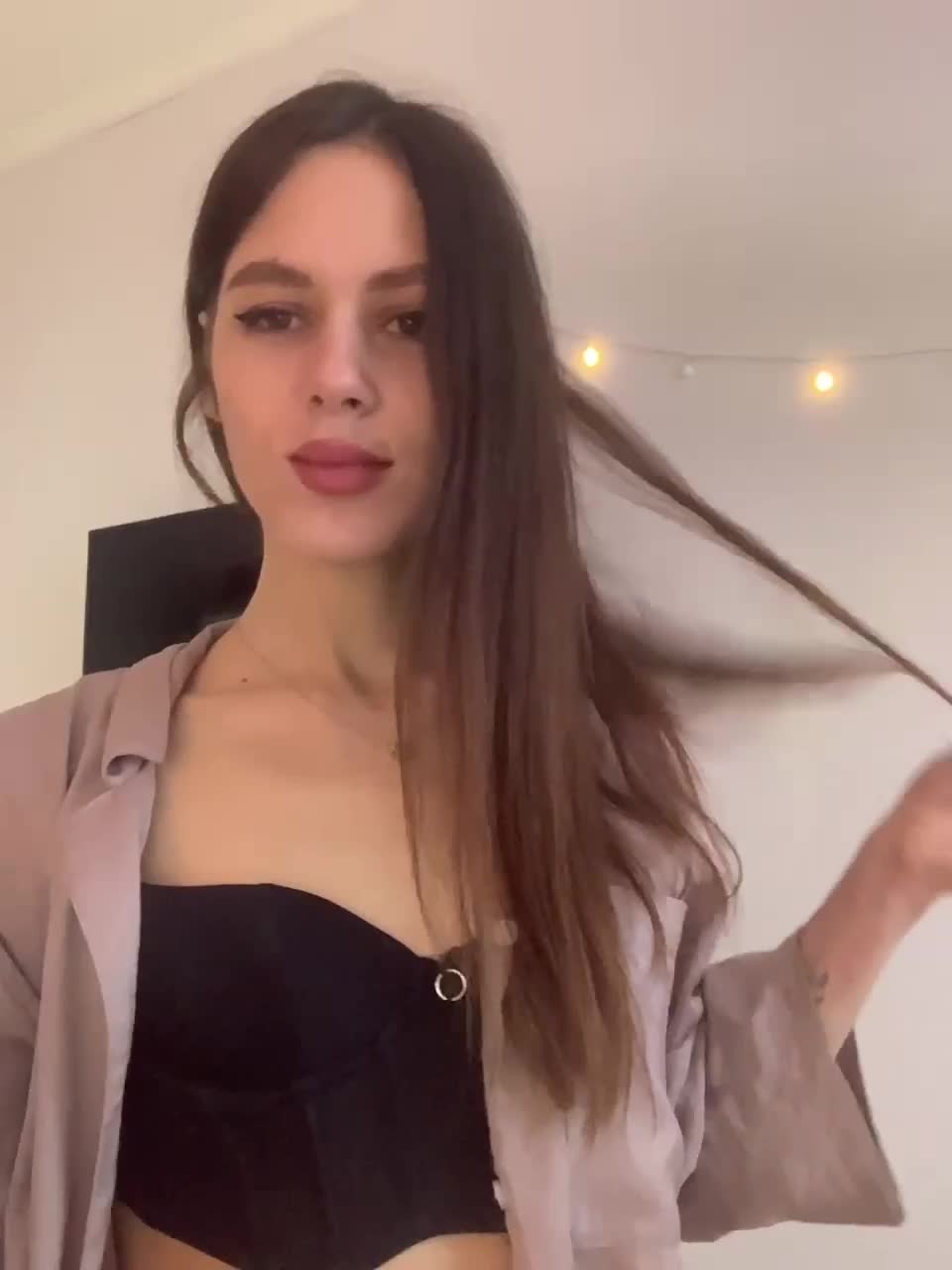 View or download file shawty420 on 2023-02-02 from bongacams