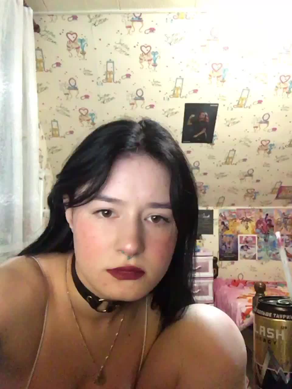 View or download file angelllok0 on 2023-02-09 from bongacams