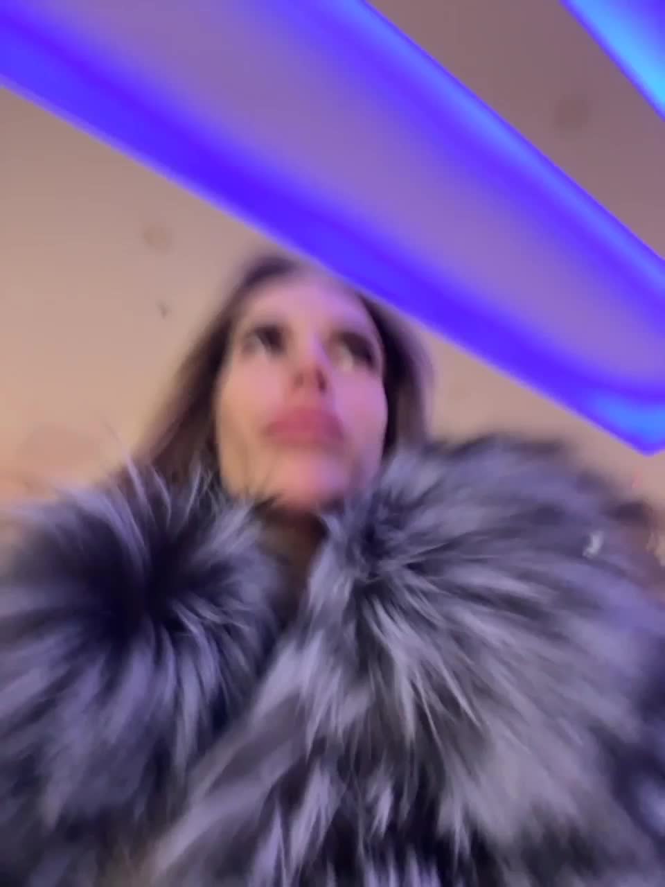 View or download file blondinochkaa on 2023-02-09 from bongacams