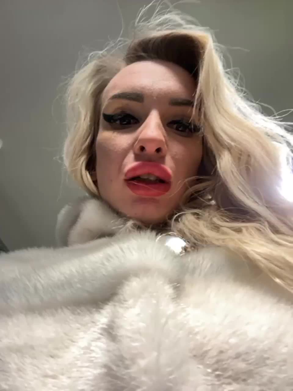 View or download file goldpussy69 on 2023-02-10 from bongacams