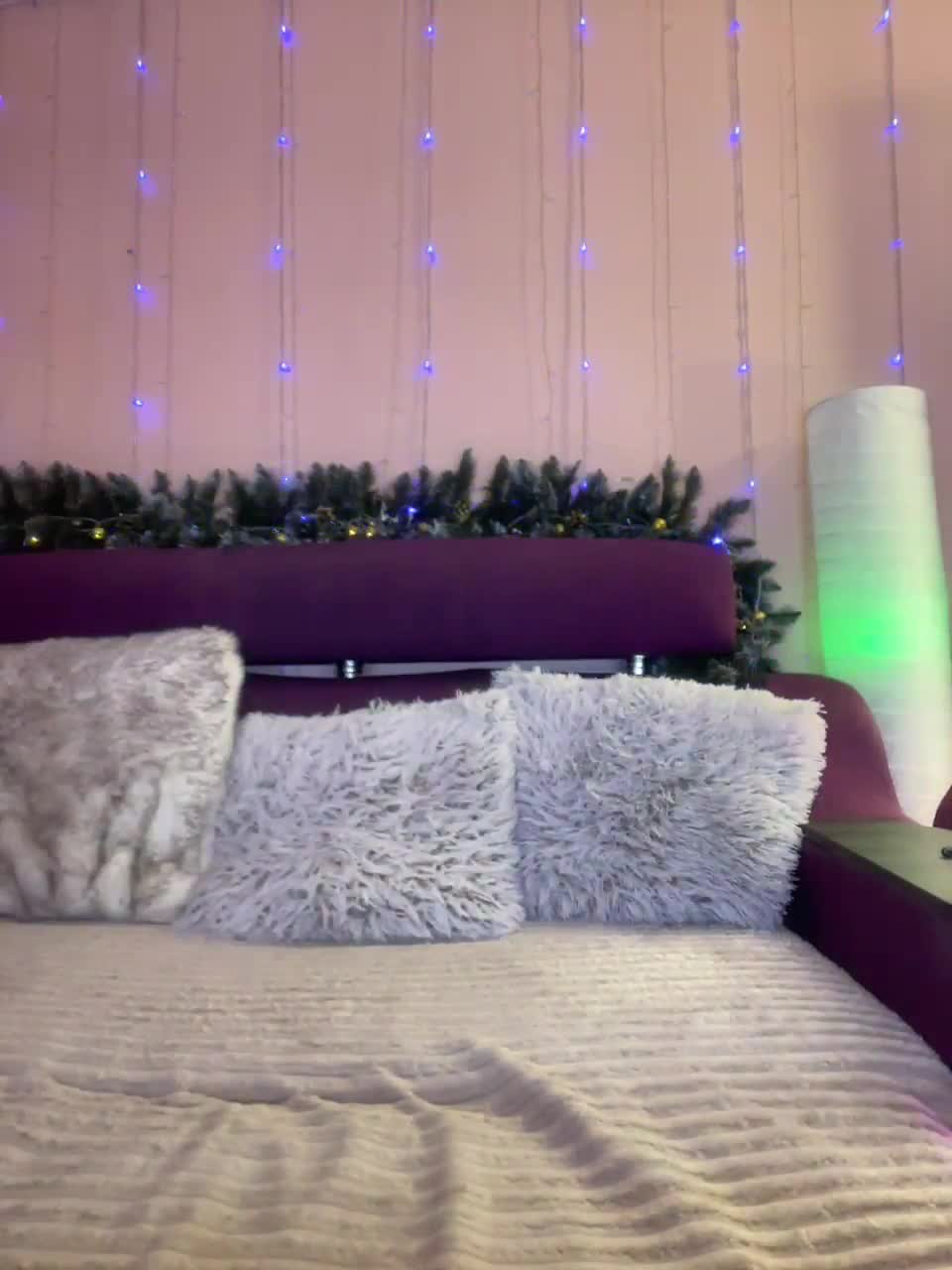 View or download file madelynn on 2023-02-10 from bongacams