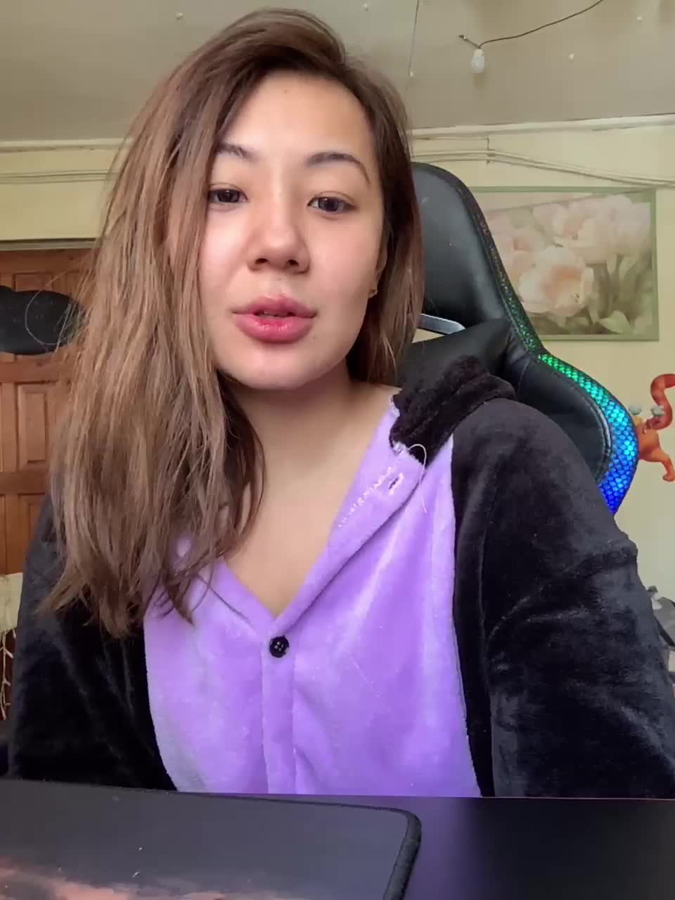 View or download file maliata on 2023-02-10 from bongacams