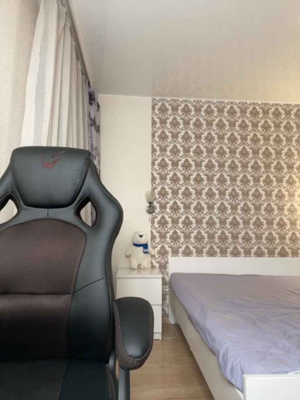 View or download file vikikiss on 2023-02-10 from bongacams